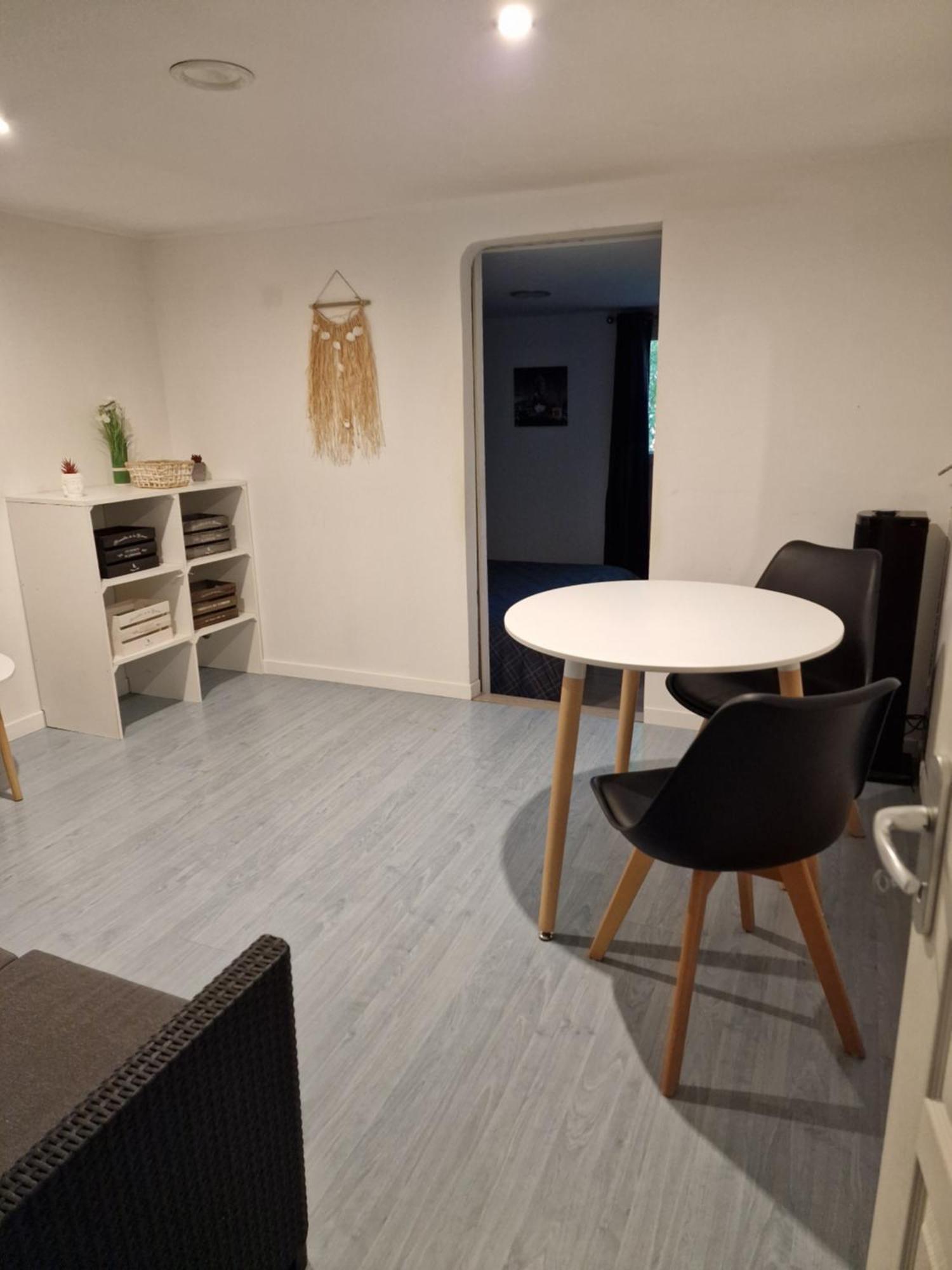 Chambre Chez L Habitant Petit Dejeuner Compris Frejus Exterior photo